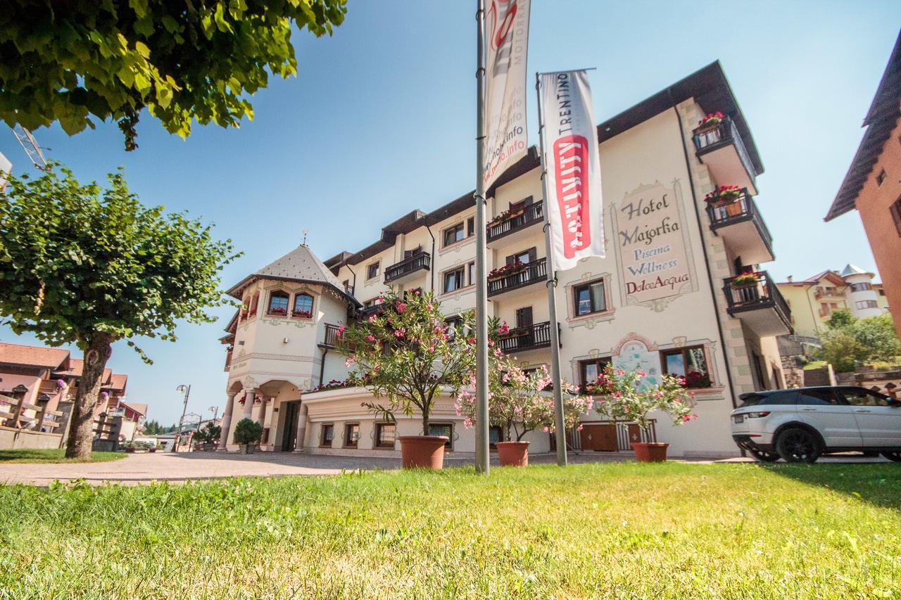 Hotel Majorka Andalo Exterior foto